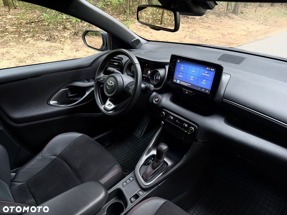 Toyota Yaris Hybrid 1.5 Executive - 31