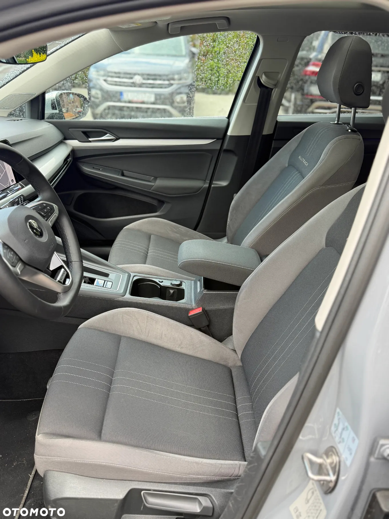 Volkswagen Golf Variant 2.0 TDI 4Motion SCR DSG Alltrack - 8
