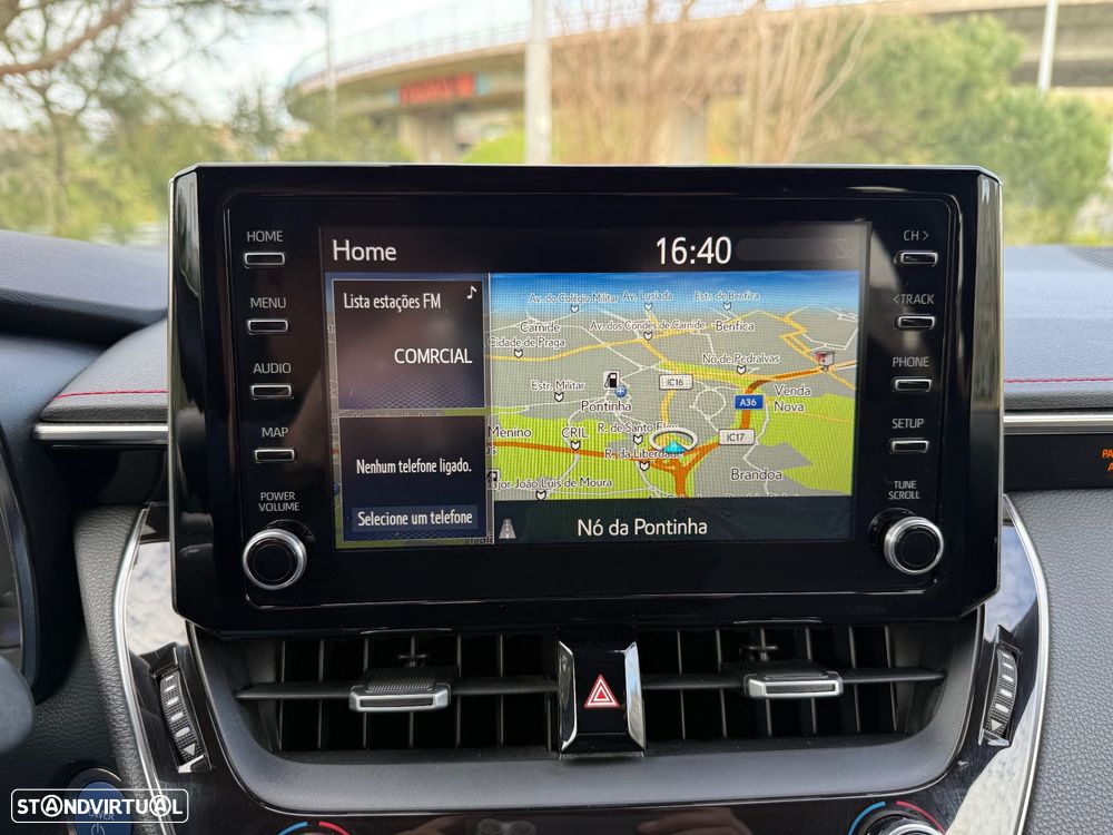 Toyota Corolla 1.8 Hybrid Exclusive - 19