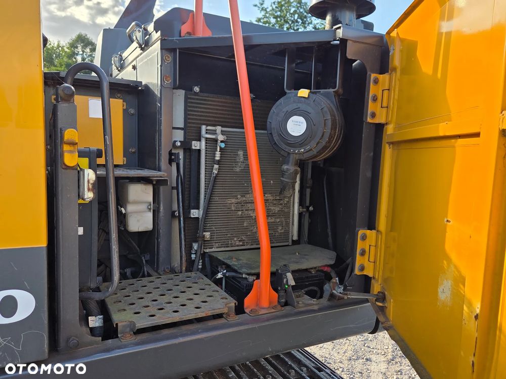 Volvo EC140EL - 10