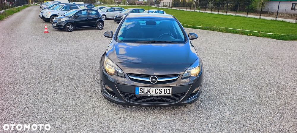 Opel Astra 1.4 Turbo 150 Jahre - 3