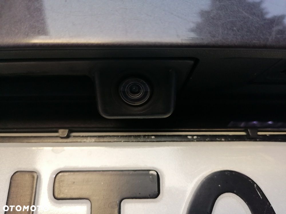 Volkswagen Tiguan 2.0 TDI DPF BlueMotion Technology Lounge Sport & Style - 33