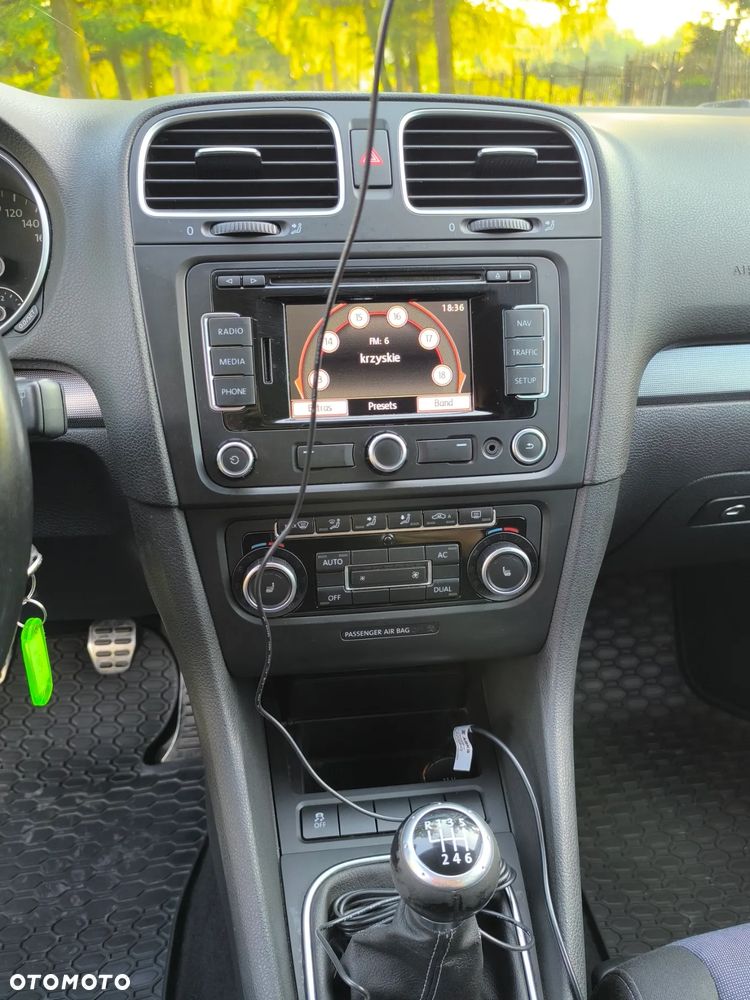 Volkswagen Golf 2.0 TDI DPF 4Motion Comfortline - 14