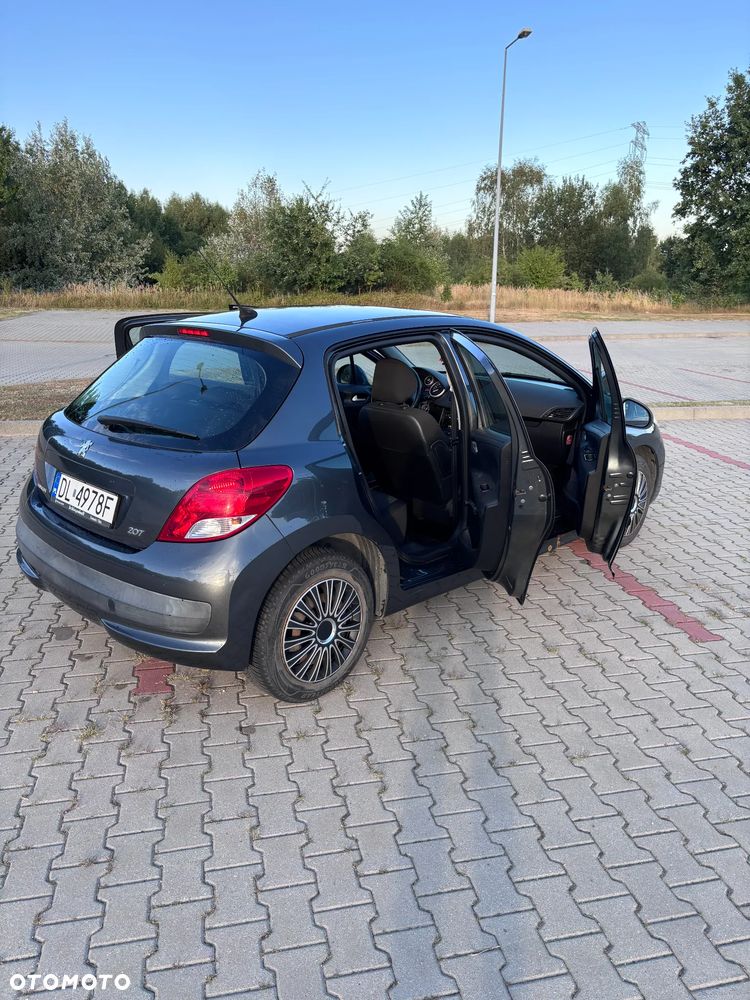 Peugeot 207 - 4