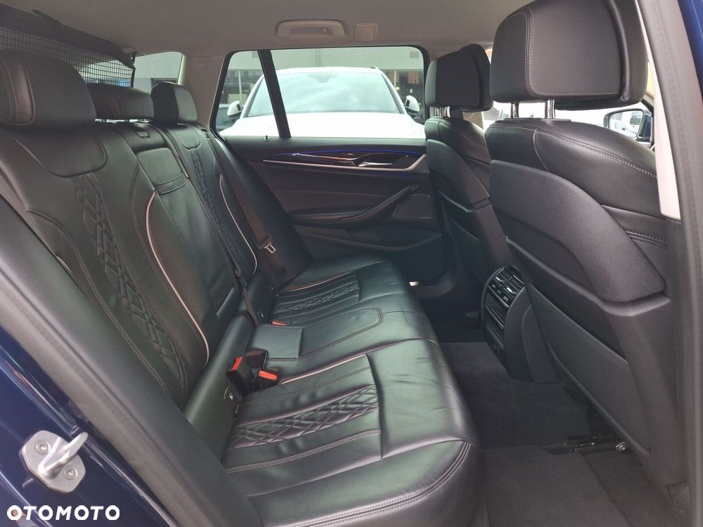 BMW Seria 5 520d xDrive Luxury Line sport - 19