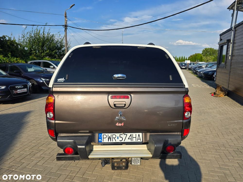 Mitsubishi L200 - 22