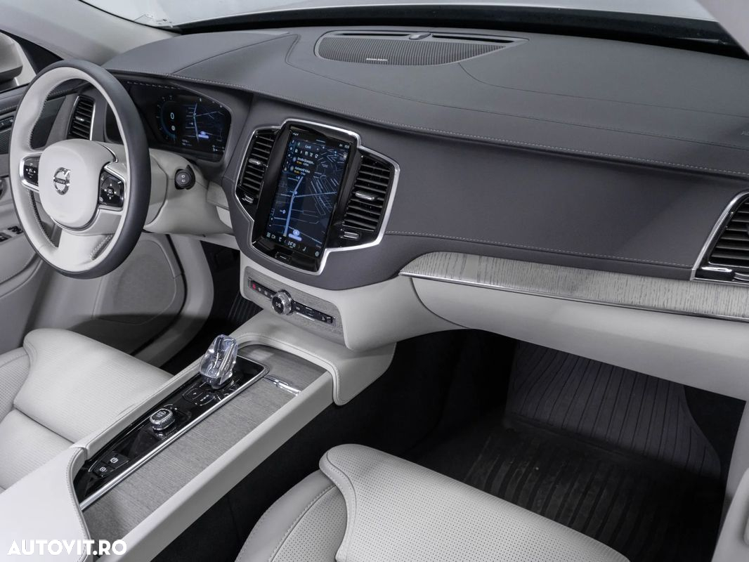 Volvo XC 90 Recharge T8 AWD Plus Bright - 17