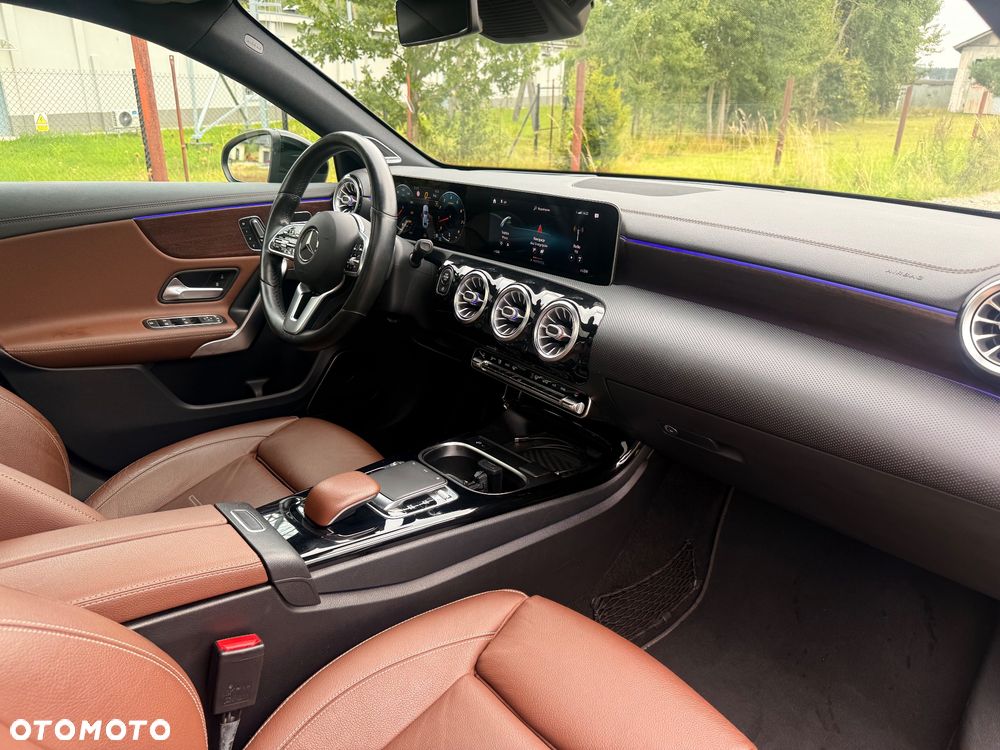 Mercedes-Benz Klasa A 220 AMG Line 7G-DCT - 14