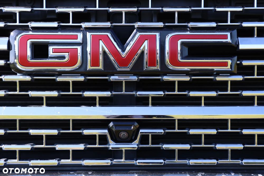 GMC Acadia - 12