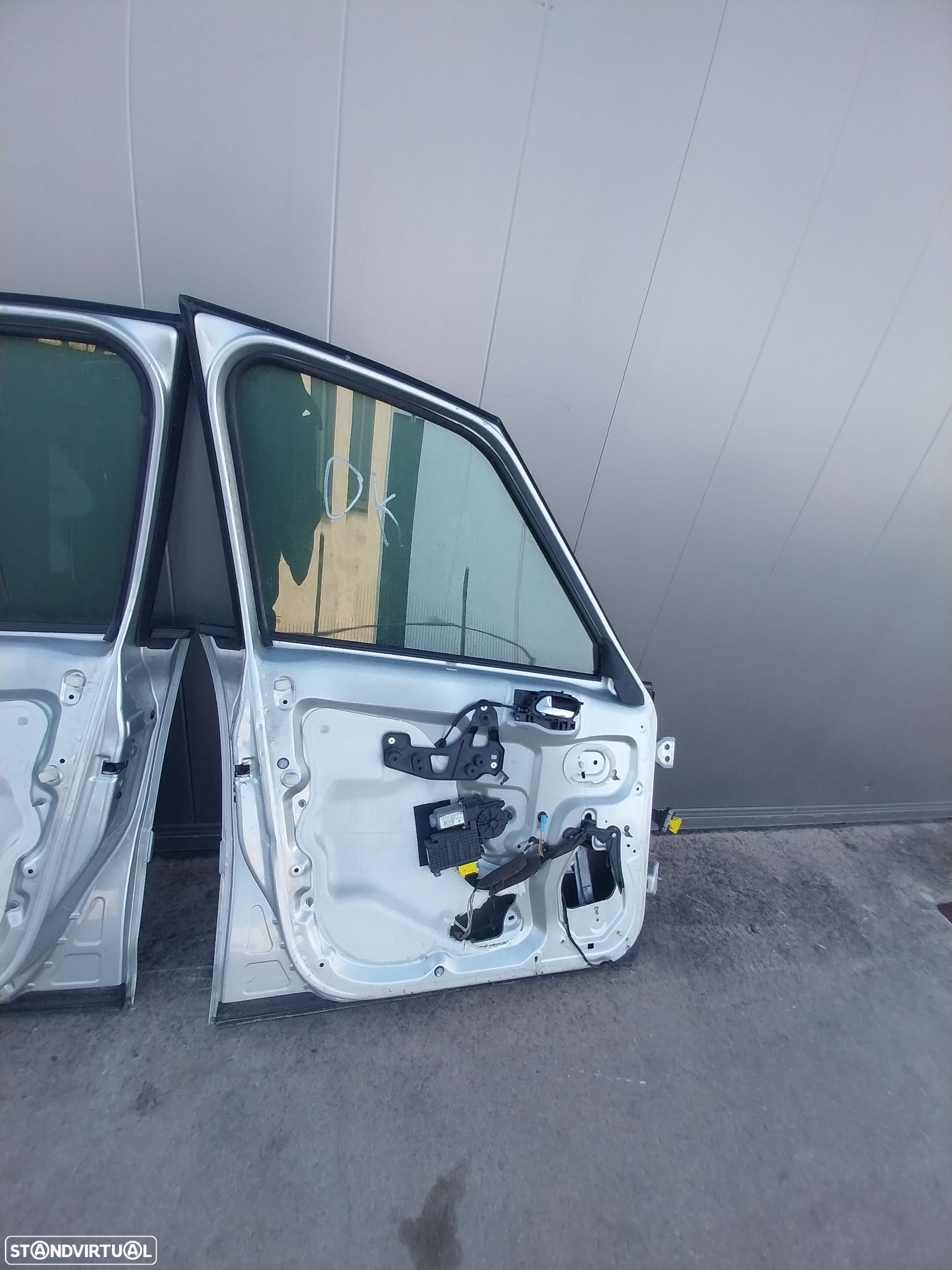 Portas Citroën C4 Picasso 1.6 hdi ano 2011 - 9