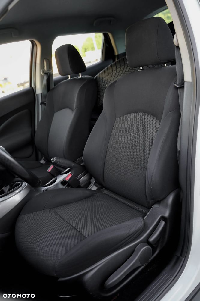 Nissan Juke 1.6 Acenta S&S - 13