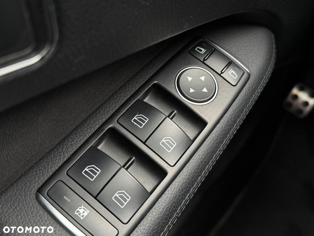 Mercedes-Benz Klasa E 220 BlueTEC BlueEFFICIENCY Edition 9G-TRONIC Edition - 30
