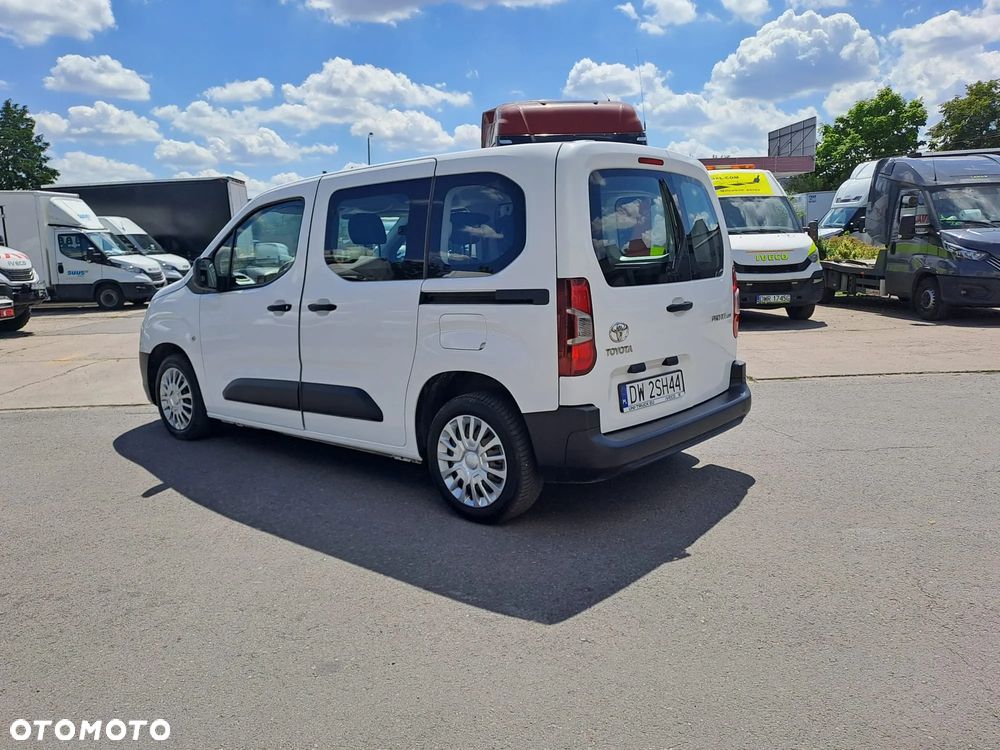 Toyota Proace City Verso 1.5 D-4D Business - 6