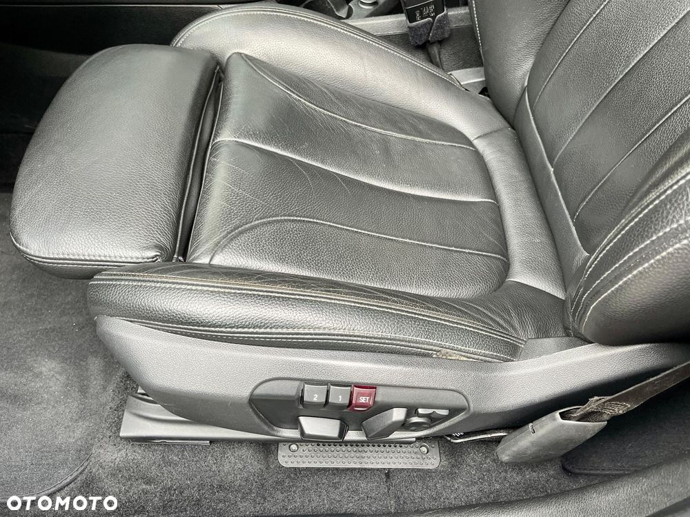 BMW Seria 2 220d Gran Tourer xDrive Sport-Aut Sport Line - 16