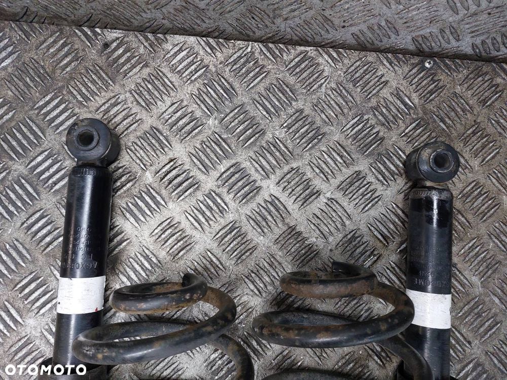 AMORTYZATORY + SPRĘŻYNY TYŁ KOMPLET OPEL VECTRA C HB 5D - 3