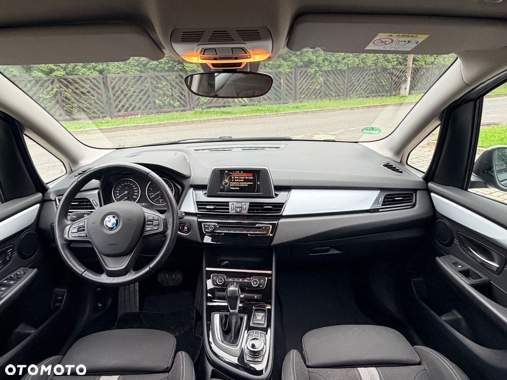 BMW Seria 2 218i Advantage - 7