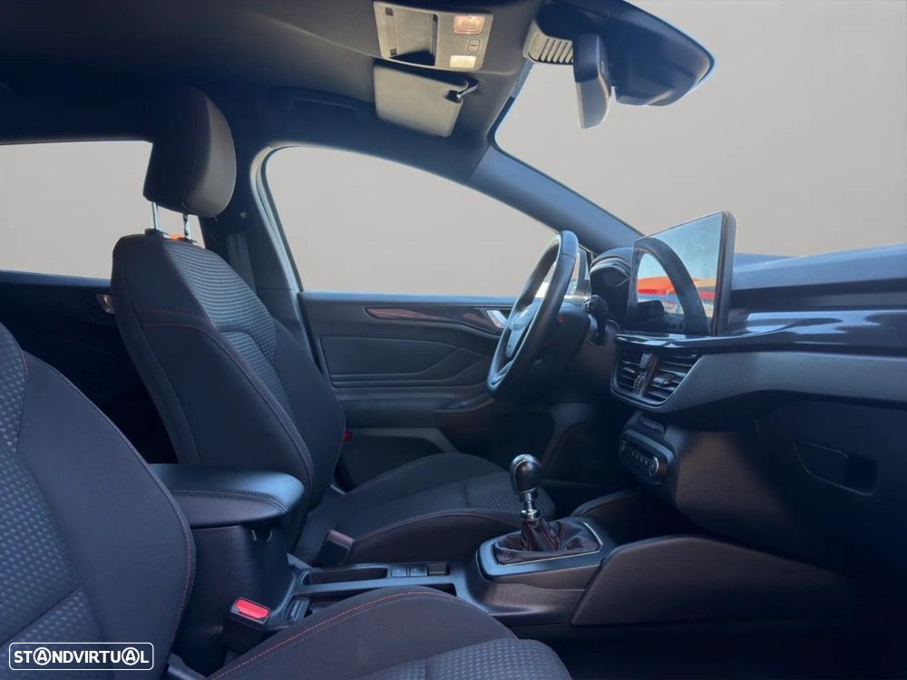 Ford Focus SW 1.0 EcoBoost MHEV ST-Line - 16