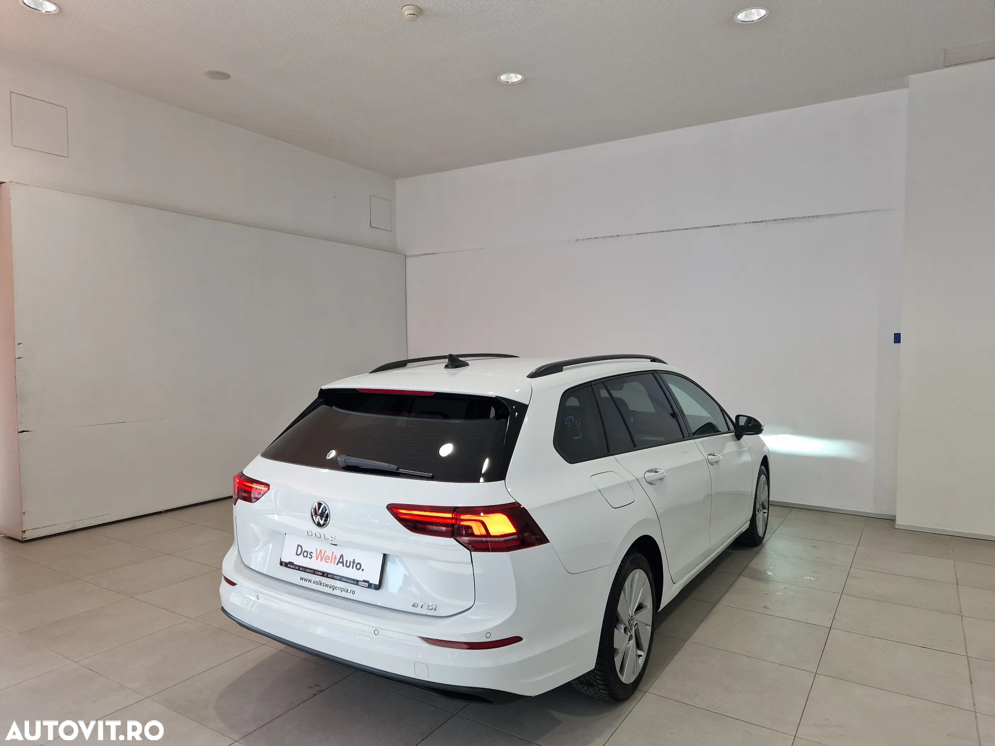 Volkswagen Golf 1.5 eTSI DSG MHEV Life - 7