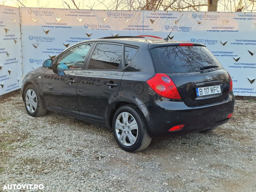 Kia Ceed 2.0 CRDi Spirit - 11