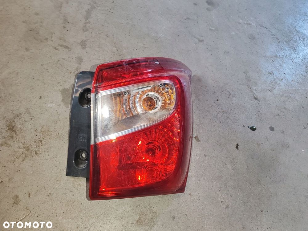 Lampa prawa tylna tył SUZUKI SX4 S-CROSS 13-16