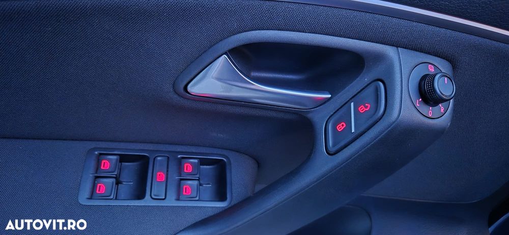 Volkswagen Polo 1.4 TDI (Blue Motion Technology) Highline - 22