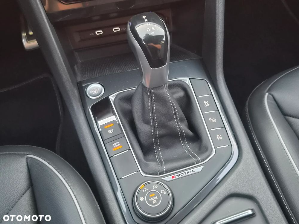 Volkswagen Tiguan 2.0 TSI 4Mot R-Line DSG - 25