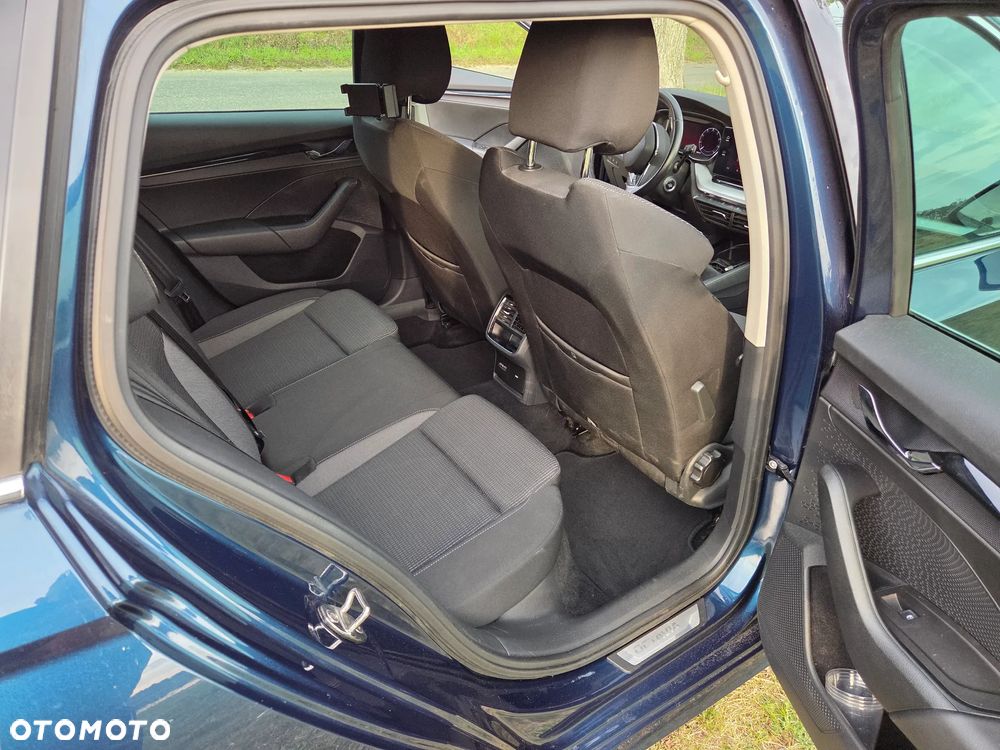 Skoda Octavia 2.0 TDI Style - 10