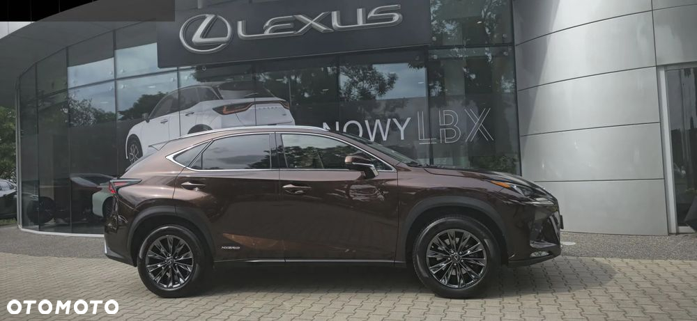 Lexus NX 300h Comfort AWD - 9