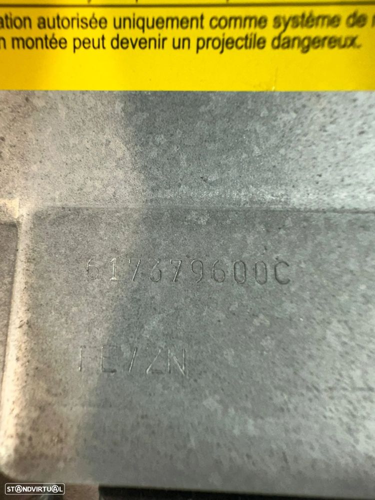 .Airbag Joelho SRS Mercedes Benz 453 A1768600402 2012 - 2019 - 8