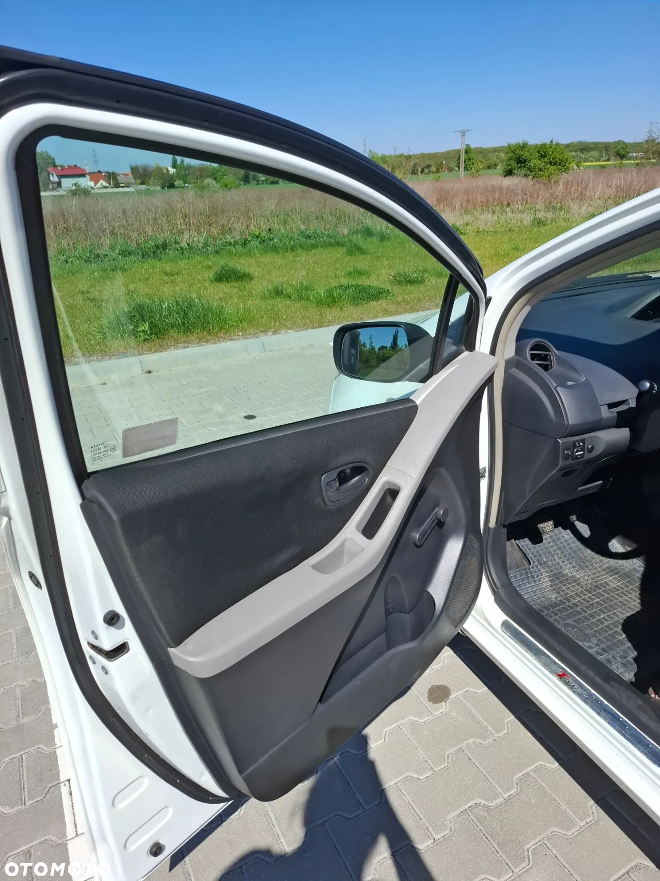 Toyota Yaris 1.0 Luna - 8