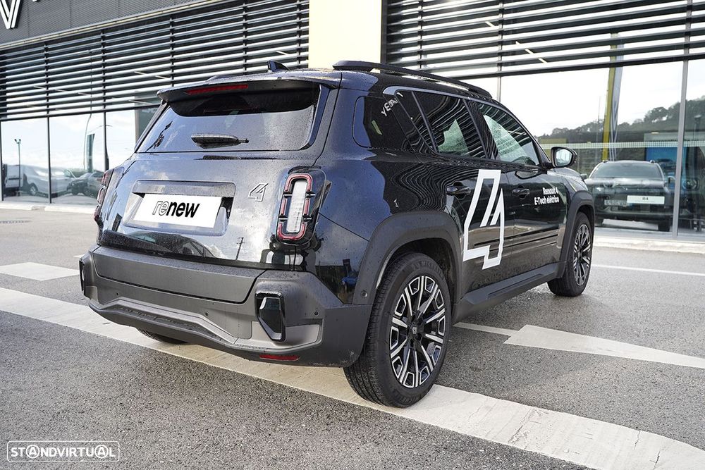 Renault 4 E-Tech 52 kWh Iconic Autonomia Conforto - 3
