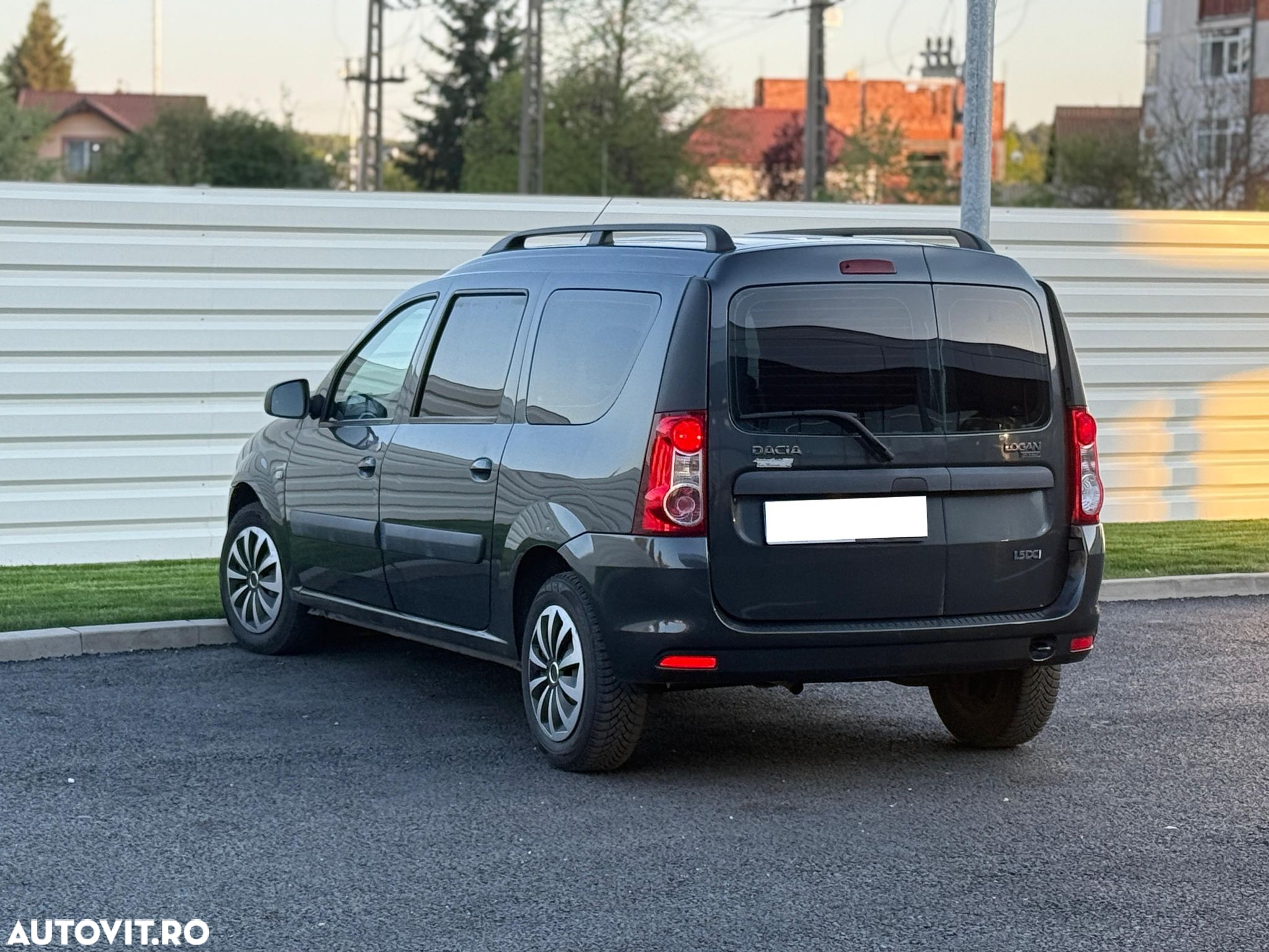Dacia Logan MCV 1.5 dCi Ambiance - 6