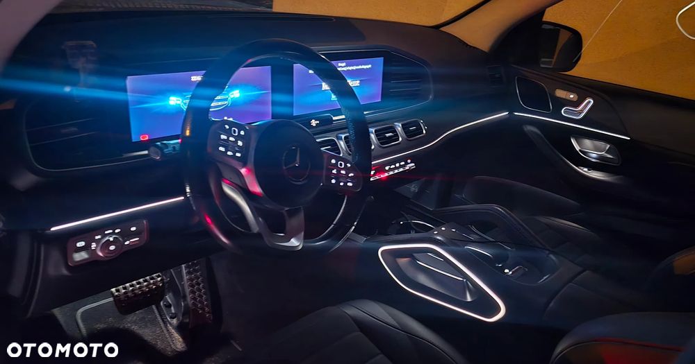 Mercedes-Benz GLE - 28