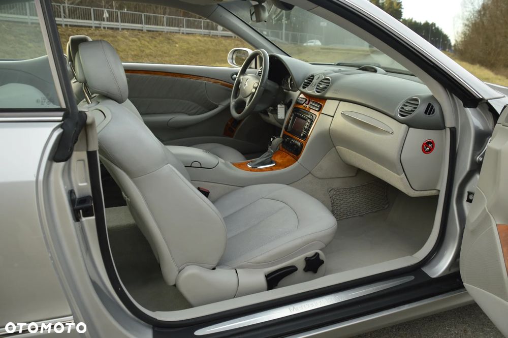 Mercedes-Benz CLK 320 Elegance - 30