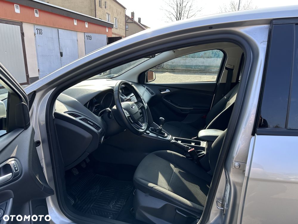 Ford Focus 1.5 TDCi Trend - 12