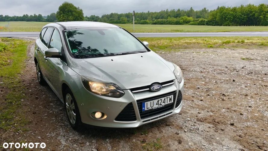 Ford Focus Turnier 1.6 TDCi DPF Start-Stopp-System Titanium - 4