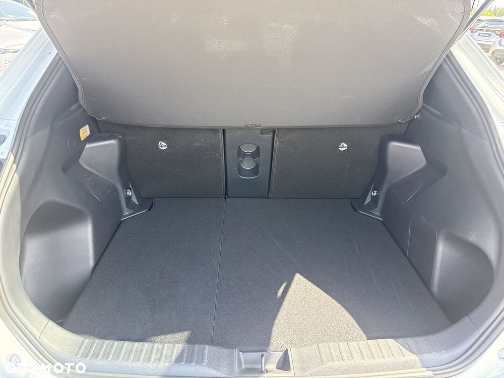 Toyota Yaris Cross Hybrid 1.5 Style - 24
