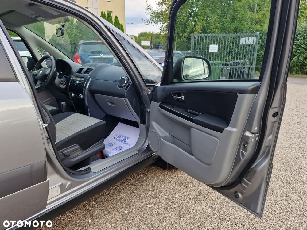 Suzuki SX4 1.6 VVT Automatik 4x2 Comfort - 15