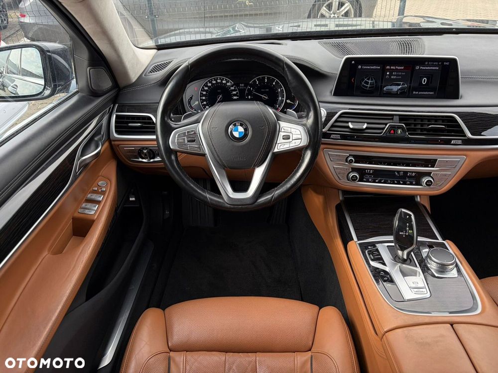 BMW Seria 7 - 21