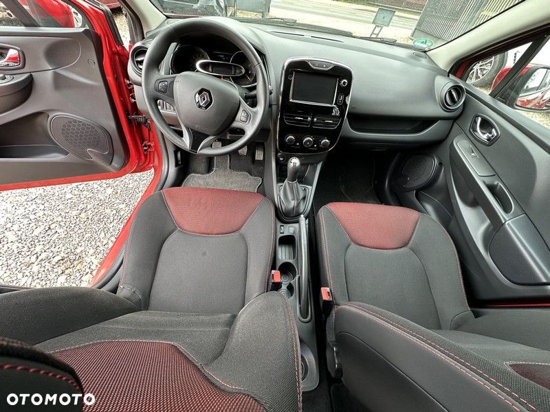 Renault Clio 1.2 16V 75 Life - 16