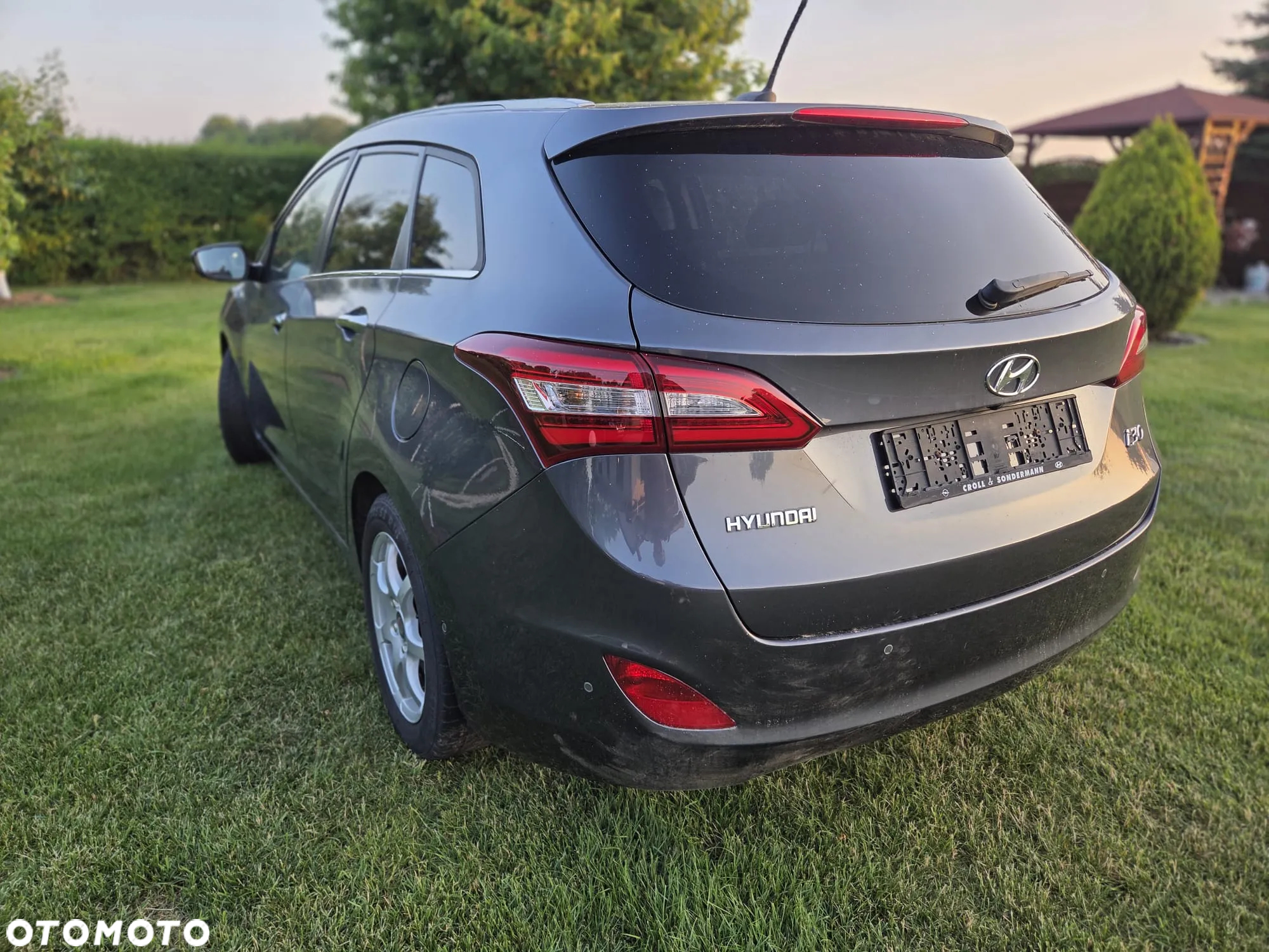 Hyundai i30 blue Kombi 1.6 CRDi DCT Premium - 22
