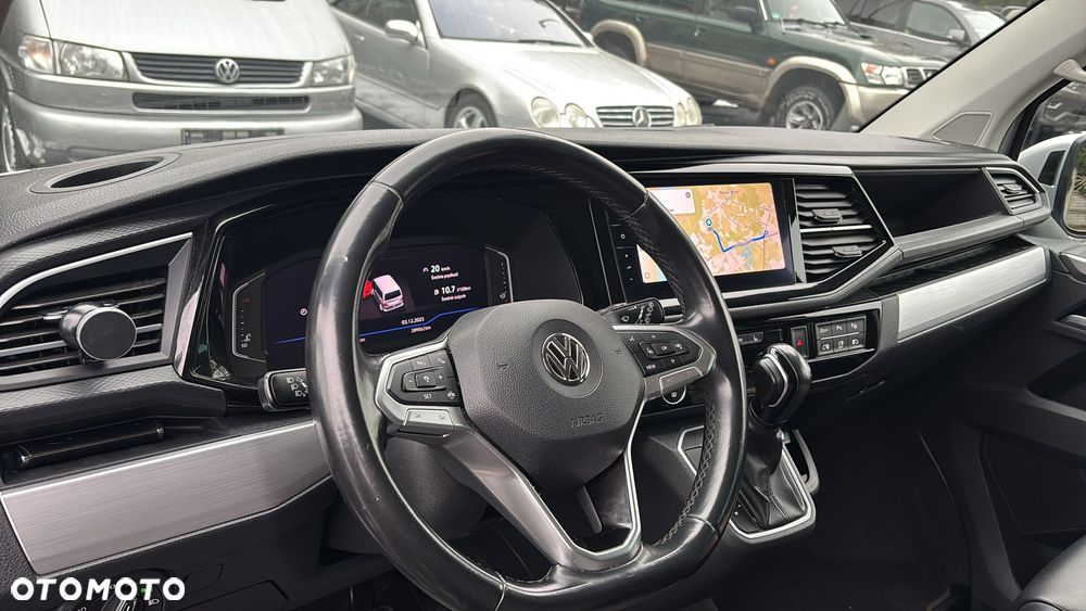 Volkswagen Multivan - 9