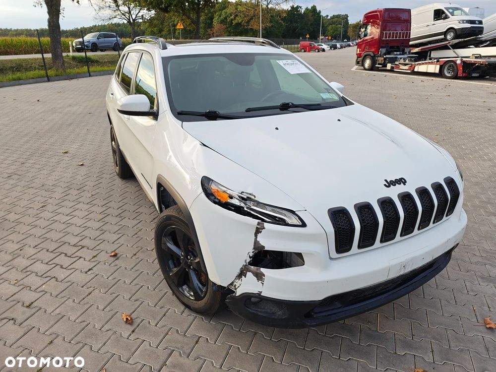 Jeep Cherokee - 19