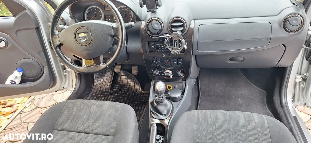 Dacia Duster 1.5 dCi 4x4 Laureate - 2