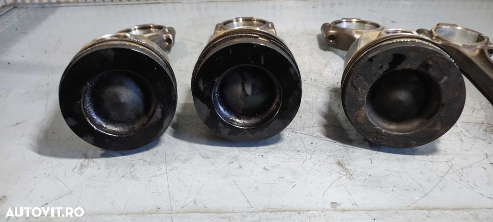 Piston volkswagen vw passat golf 1.6 tdi E6 cod motor CRK - 7