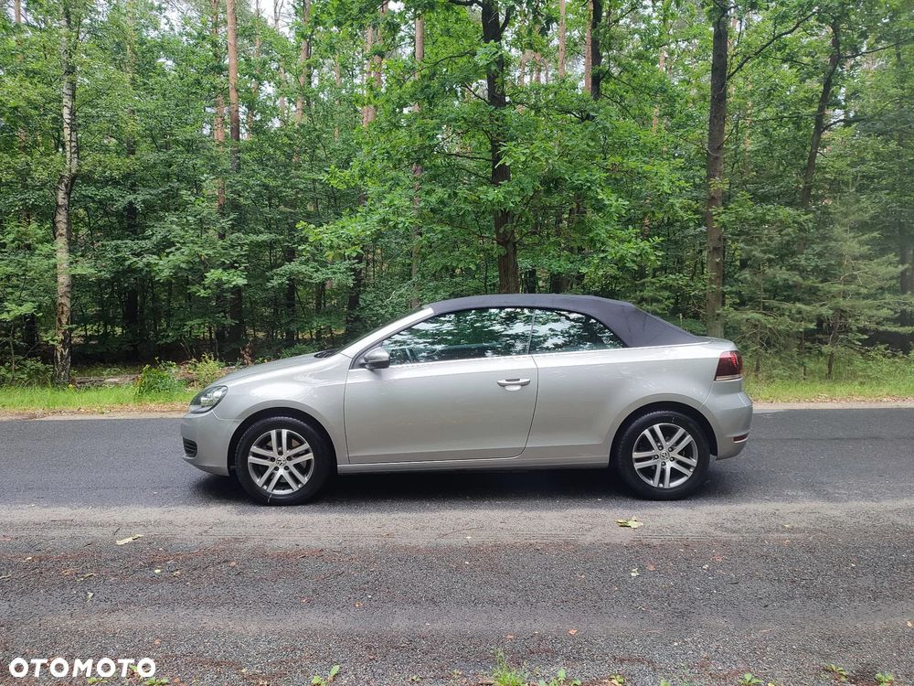 Volkswagen Golf 2.0 TDI DPF Highline - 12