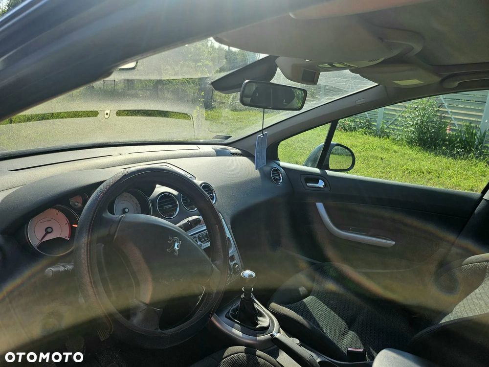 Peugeot 308 1.6 HDi Premium Plus - 5