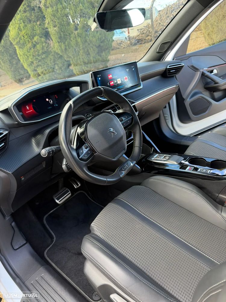 Peugeot 2008 1.2 PureTech GT Line EAT8 - 9