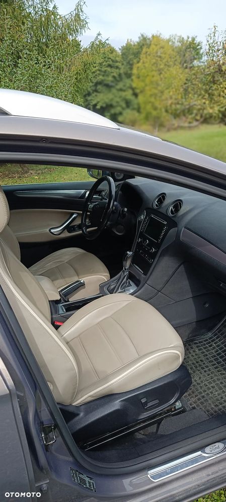 Ford Mondeo - 2