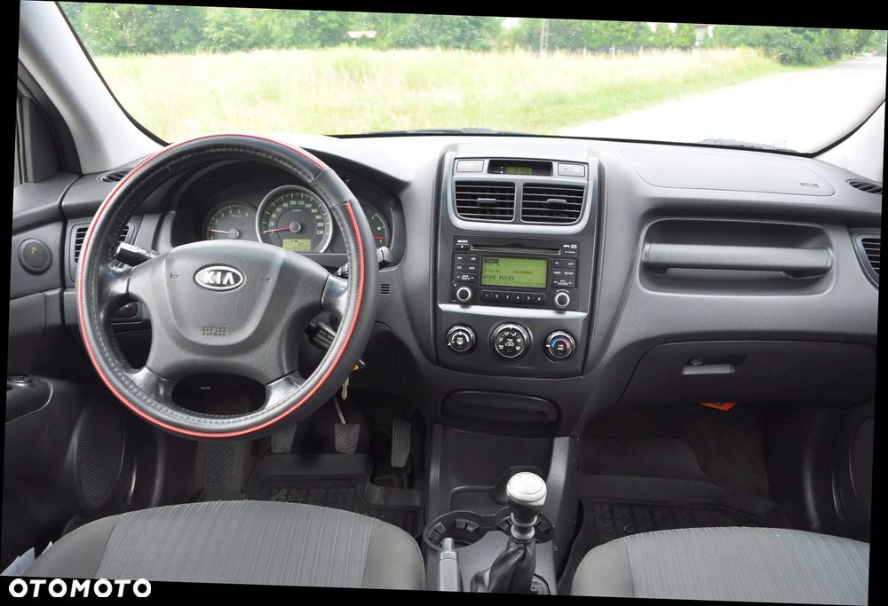 Kia Sportage 2.0 d Freedom 2WD - 18